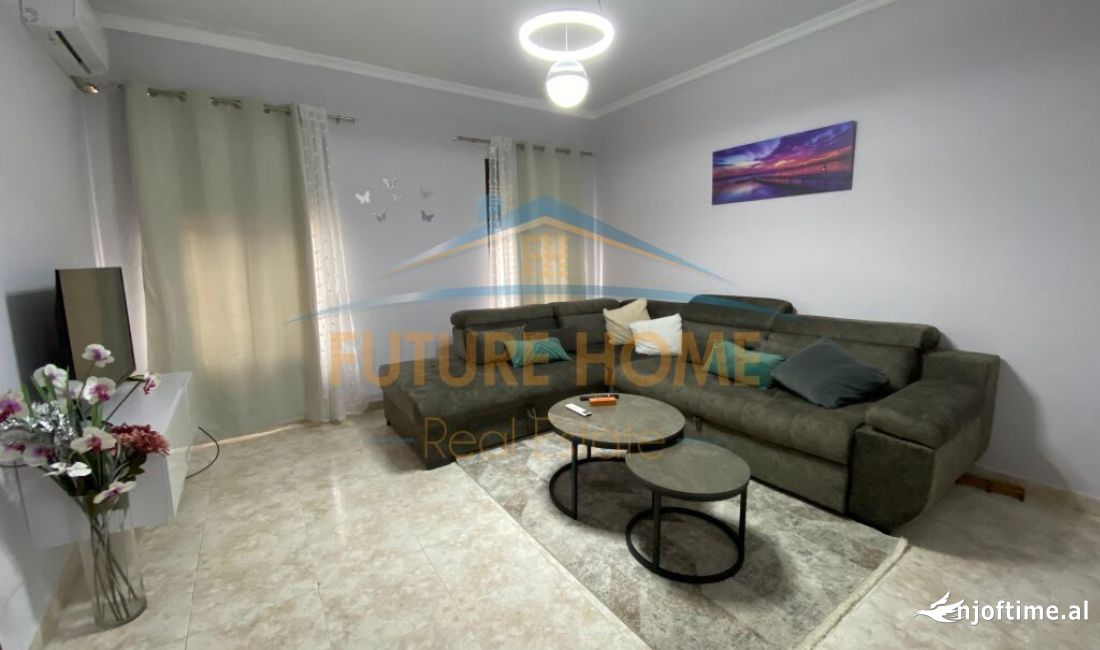 Shtepi me qera Apartament ne Tirane, 2+1, Mobilimi E mobiluar, Pagesa 1,000  Euro.