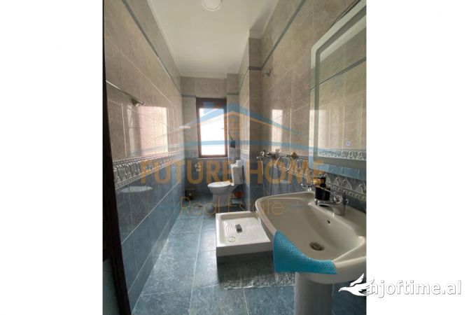 Shtepi me qera Apartament ne Tirane, 2+1, Mobilimi E mobiluar, Pagesa 1,000  Euro.