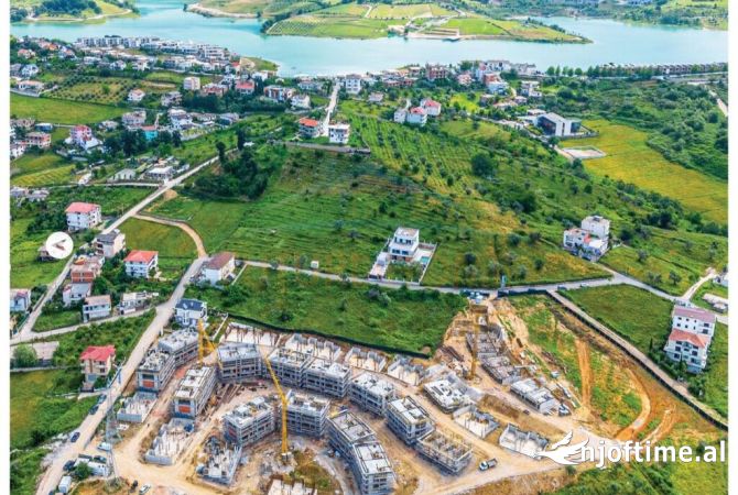 Shtepi ne shitje 2+1 ne Tirane - 300,000 Euro