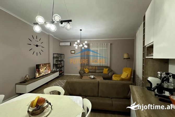 Shtepi me qera 2+1 ne Tirane - 700 Euro