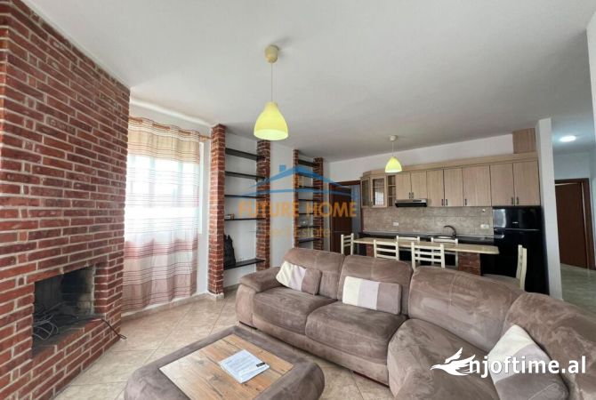 Shtepi ne shitje Apartament ne Tirane, 3+1, Mobilimi E mobiluar, Pagesa 131,000  Euro.