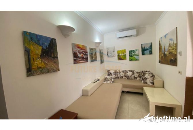 Shtepi ne shitje 2+1 ne Tirane - 180,000 Euro