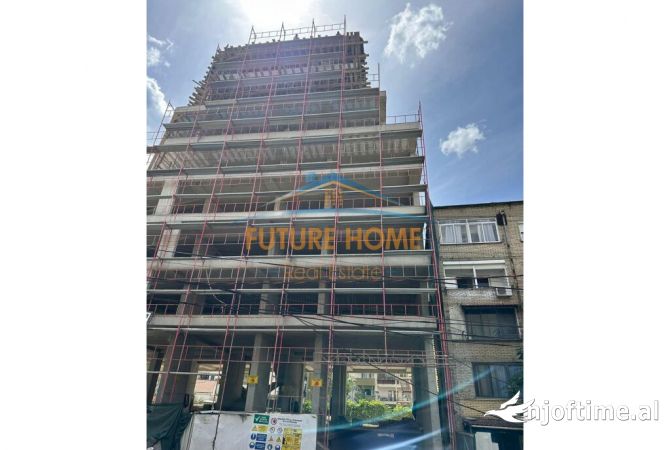 Shtepi ne shitje Apartament ne Tirane, 2+1, Mobilimi Bosh, pa mobiluar, Pagesa 142,800  Euro.