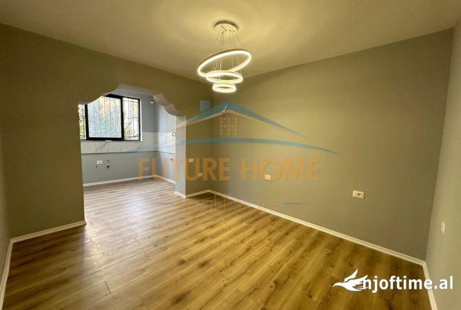 Shtepi ne shitje Apartament ne Tirane, 2+1, Mobilimi Bosh, pa mobiluar, Pagesa 179,000  Euro.