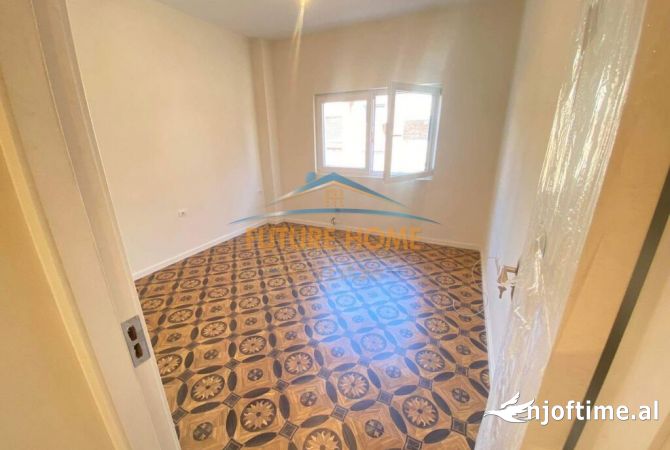 Shtepi me qera 2+1 ne Tirane - 800 Euro