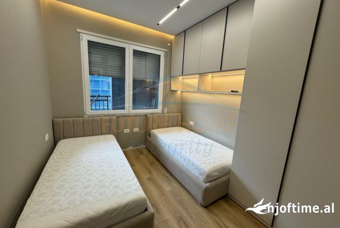 Shtepi me qera Apartament ne Tirane, 2+1, Mobilimi E mobiluar, Pagesa 750  Euro.