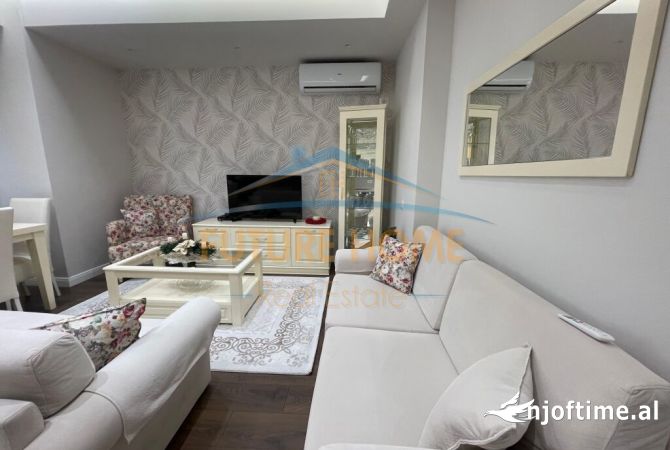 Shtepi me qera 2+1 ne Tirane - 1,100 Euro