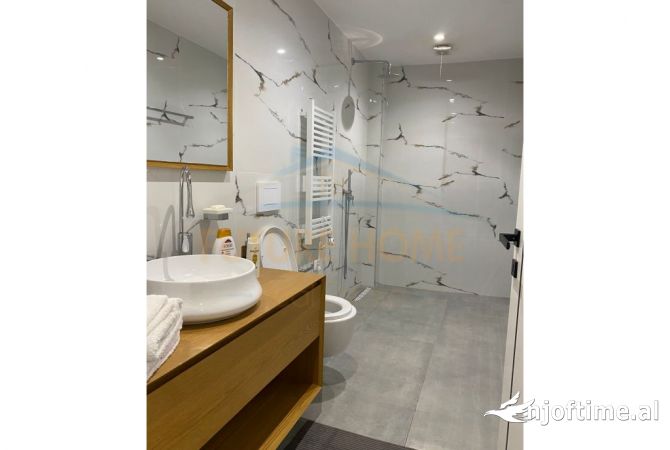 Shtepi me qera Duplex(shtepi me 2 kate) ne Tirane, 2+1, Mobilimi E mobiluar, Pagesa 1,500  Euro.