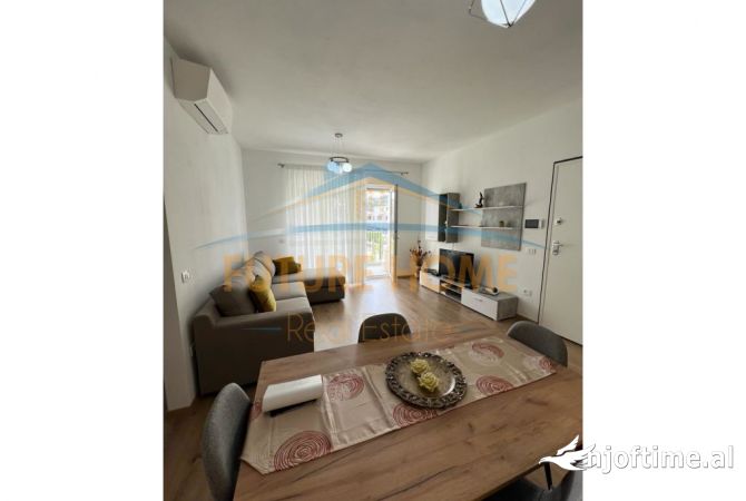 Shtepi me qera Apartament ne Tirane, 2+1, Mobilimi E mobiluar, Pagesa 900  Euro.