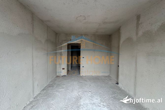 Apartment for sale in Tirana 2+1, Emty