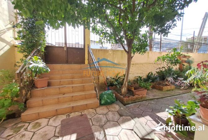 Shtepi ne shitje Apartament ne Tirane, 2+1, Mobilimi E mobiluar, Pagesa 162,000  Euro.