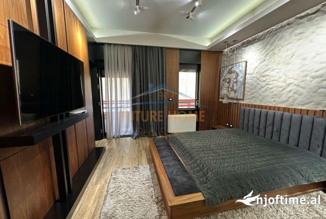 Casa in affitto 4+1 a Tirana - 3,000 Euro