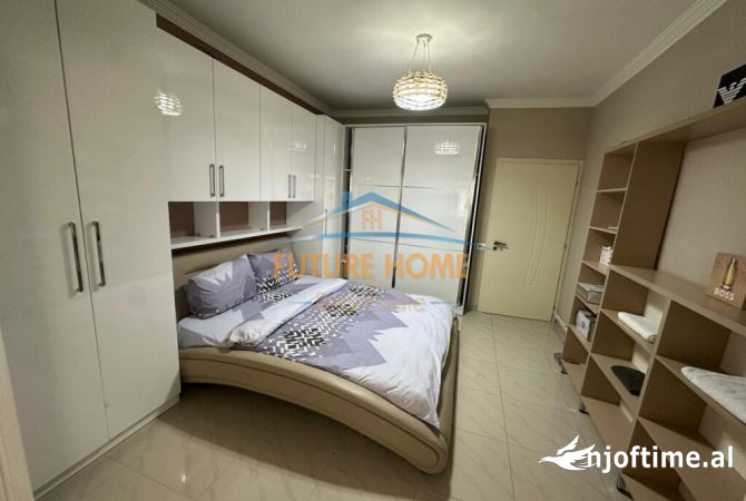 Shtepi ne shitje Apartament ne Tirane, 1+1, Mobilimi E mobiluar, Pagesa 110,000  Euro.