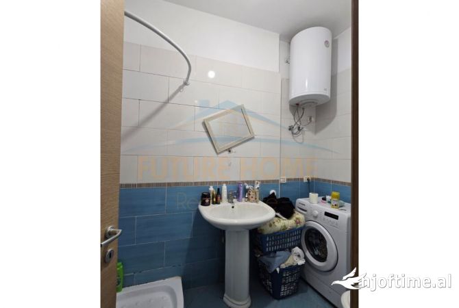 Shtepi ne shitje Apartament ne Tirane, 2+1, Mobilimi E mobiluar, Pagesa 119,000  Euro.