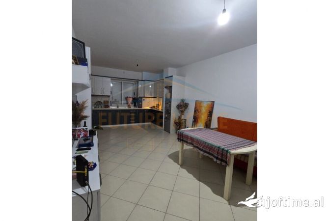 Shtepi ne shitje 2+1 ne Tirane - 119,000 Euro