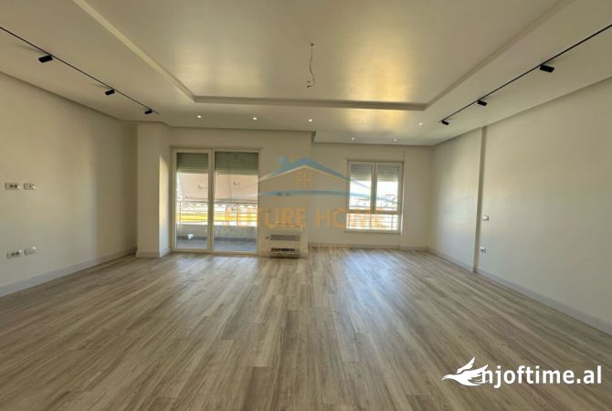 Shtepi ne shitje 3+1 ne Tirane - 440,000 Euro