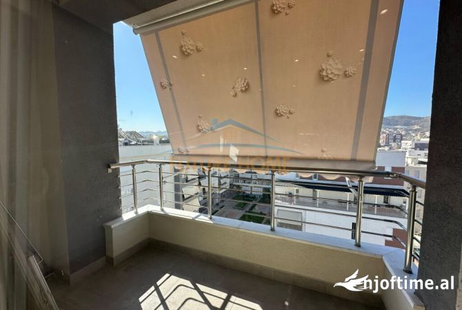 Shtepi ne shitje 3+1 ne Tirane - 440,000 Euro