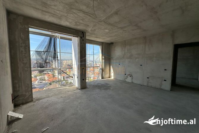 Shtepi ne shitje Apartament ne Tirane, 1+1, Mobilimi Bosh, pa mobiluar, Pagesa 117,000  Euro.
