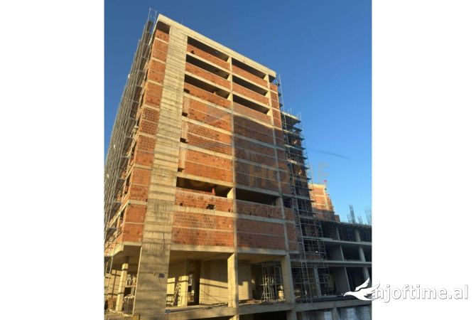 Shtepi ne shitje Apartament ne Tirane, 1+1, Mobilimi Bosh, pa mobiluar, Pagesa 59,450  Euro.