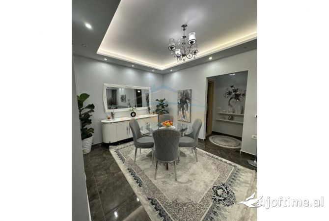 Shtepi ne shitje 2+1 ne Tirane - 300,000 Euro