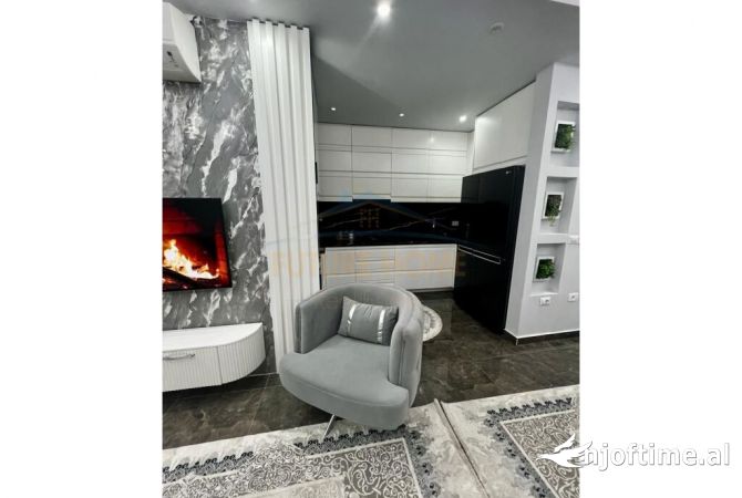 Shtepi ne shitje 2+1 ne Tirane - 300,000 Euro