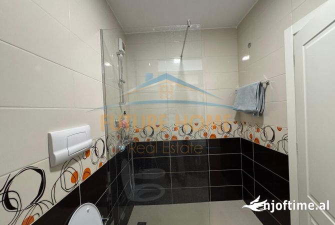 Shtepi ne shitje Apartament ne Tirane, 2+1, Mobilimi E mobiluar, Pagesa 240,000  Euro.