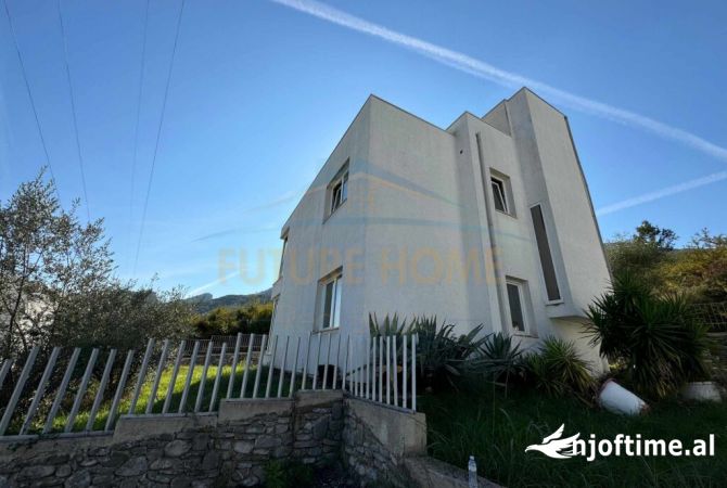 Casa in vendita 3+1 a Tirana - 400,000 Euro