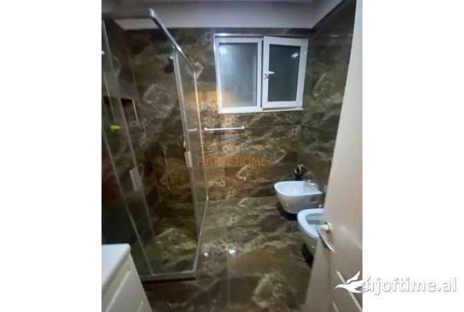 Shtepi ne shitje Apartament ne Tirane, 1+1, Mobilimi E mobiluar, Pagesa 143,500  Euro.