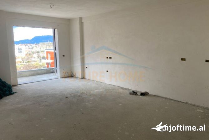 Shtepi ne shitje 2+1 ne Tirane - 210,000 Euro