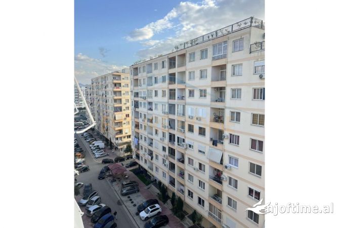 Shtepi ne shitje Apartament ne Tirane, 2+1, Mobilimi Bosh, pa mobiluar, Pagesa 112,500  Euro.