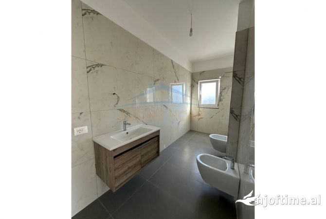 Shtepi ne shitje 1+1 ne Durres - 125,000 Euro