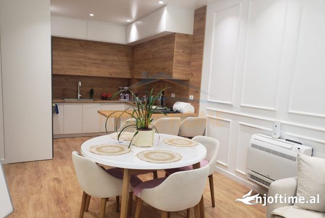 Shtepi ne shitje 2+1 ne Tirane - 250,000 Euro
