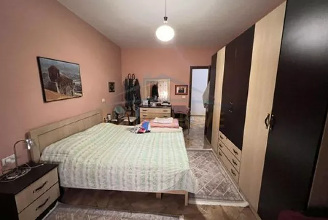Shtepi ne shitje 2+1 ne Tirane - 205,000 Euro