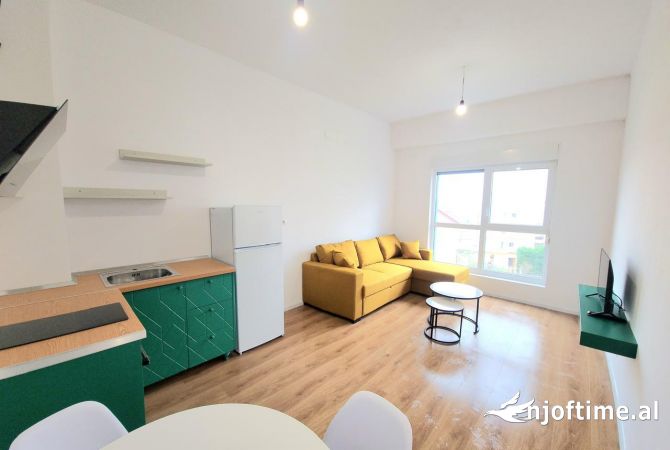 Shtepi me qera Apartament ne Tirane, 1+1, Mobilimi E mobiluar, Pagesa 380  Euro.