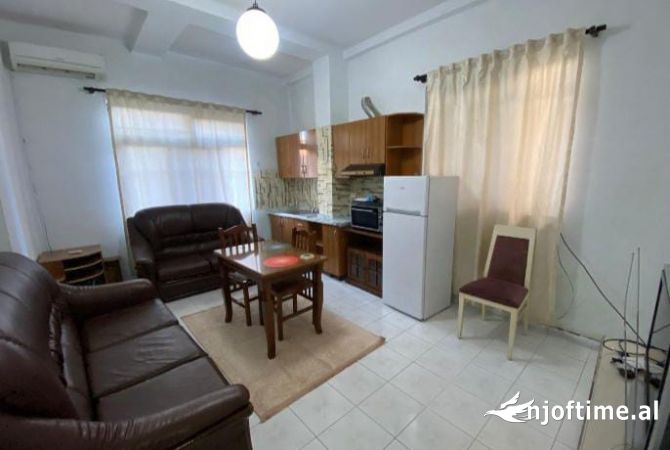 Shtepi me qera 1+1 ne Tirane - 550 Euro