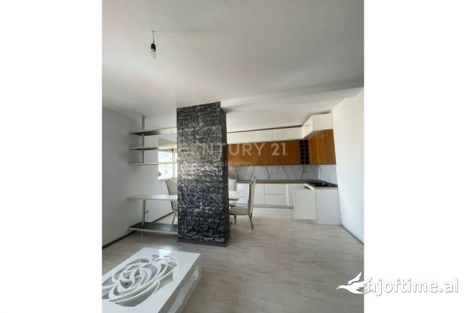Shtepi me qera 2+1 ne Durres - 450 Euro