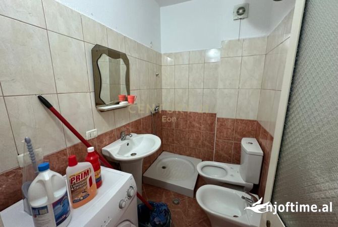 Shtepi me qera 1+1 ne Durres - 300 Euro