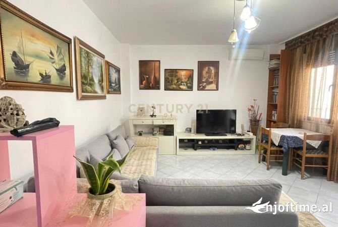 Shtepi me qera 2+1 ne Durres - 650 Euro