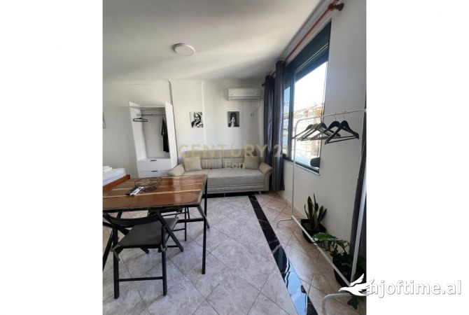 Shtepi me qera Garsoniere ne Durres - 210 Euro