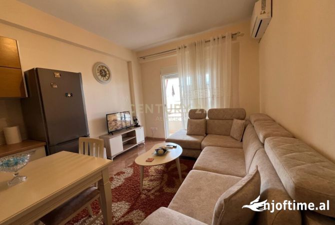 Shtepi me qera 2+1 ne Durres - 300 Euro
