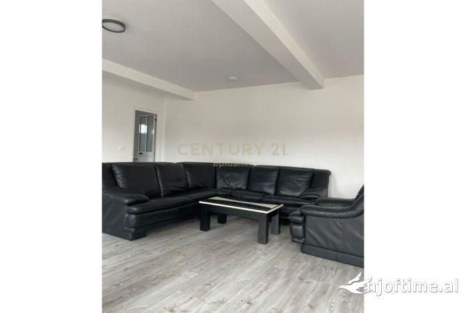 Shtepi me qera 2+1 ne Durres - 280 Euro