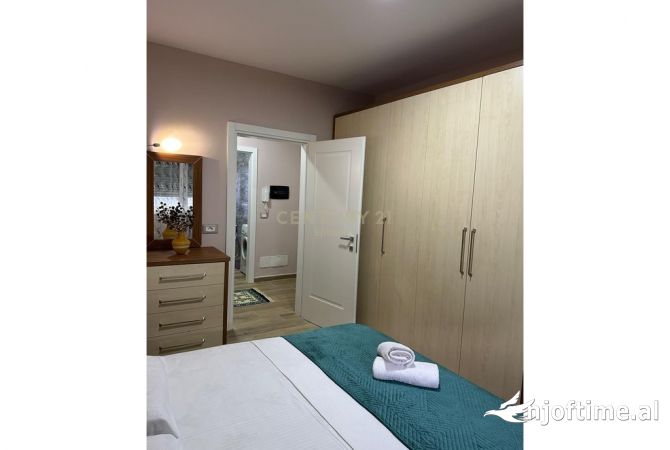 Shtepi me qera 1+1 ne Durres - 450 Euro