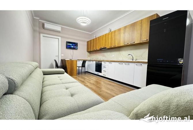 Shtepi me qera 1+1 ne Tirane - 420 Euro