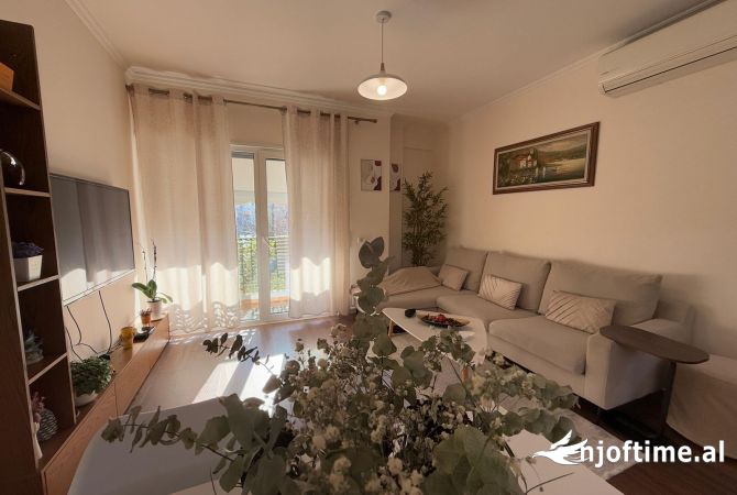 Shtepi me qera 1+1 ne Tirane - 750 Euro