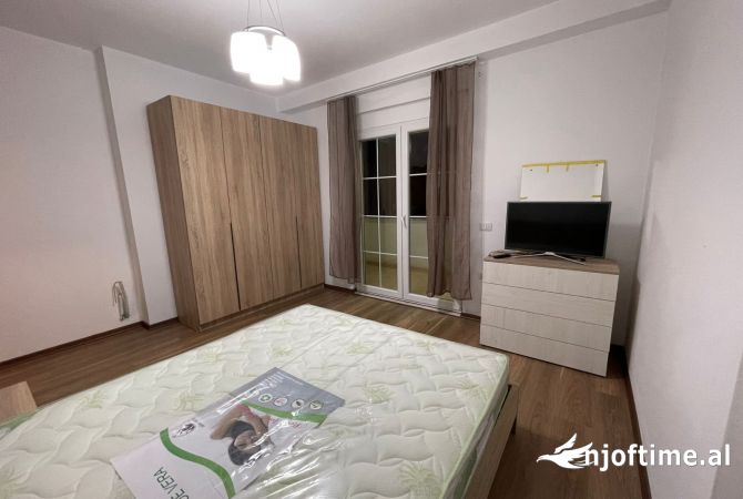 Shtepi me qera 2+1 ne Tirane - 500 Euro