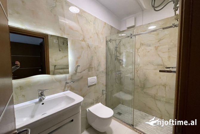 Shtepi me qera Apartament ne Tirane, 2+1, Mobilimi E mobiluar, Pagesa 500  Euro.