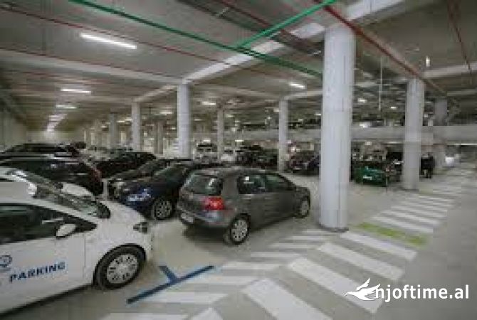 Ambient biznesi ne shitje 4+1 ne Tirane - 20,000 Euro