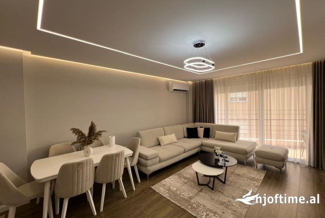 Shtepi me qera 2+1 ne Tirane - 750 Euro