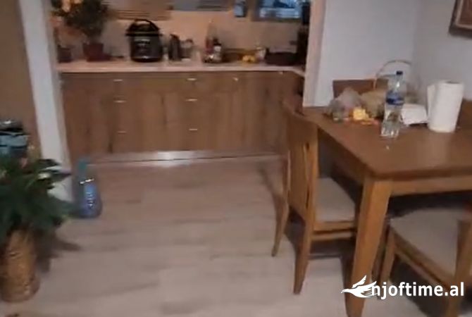 Shtepi ne shitje 1+1 ne Tirane - 130,000 Euro