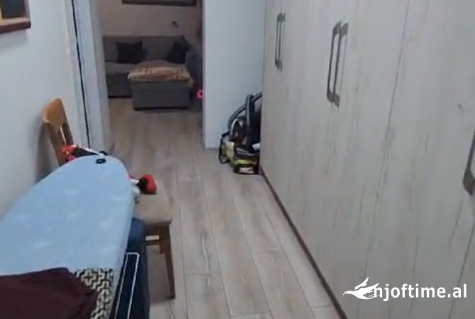 Shtepi ne shitje Apartament ne Tirane, 1+1, Mobilimi E mobiluar, Pagesa 130,000  Euro.